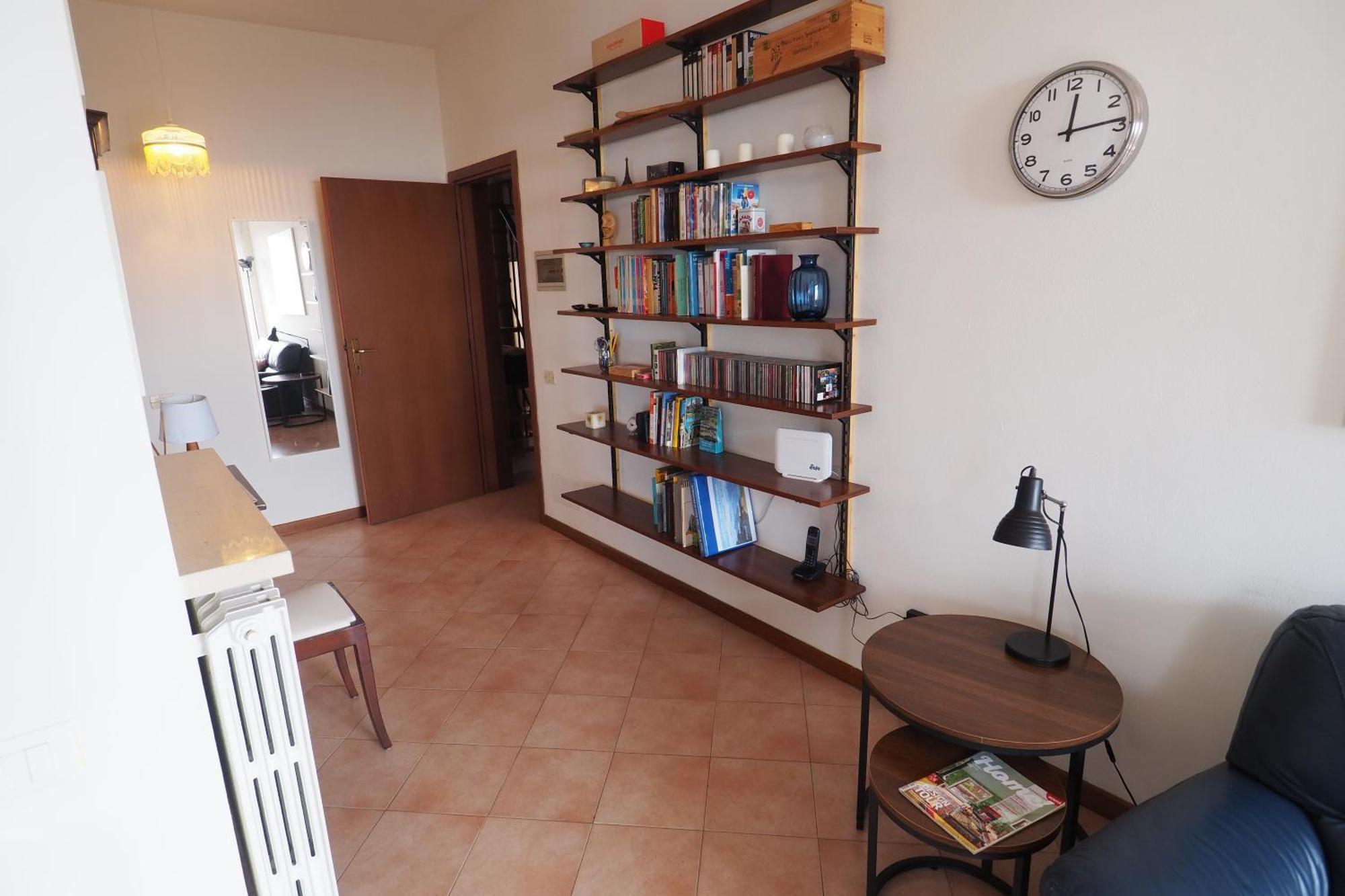 Casa Il Volo Apartment Сан Дзено ди Монтаня Екстериор снимка