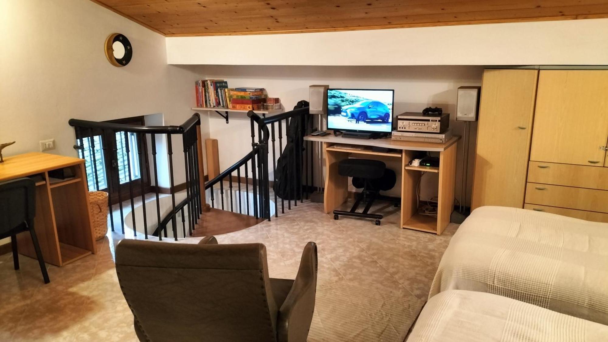 Casa Il Volo Apartment Сан Дзено ди Монтаня Екстериор снимка